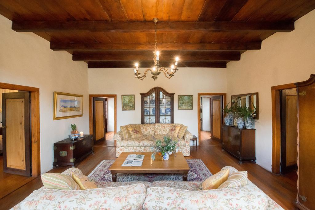 Tulbagh Country Guest House - Cape Dutch Quarters Extérieur photo